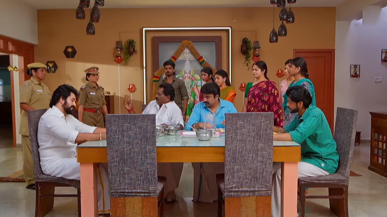 Ethirneechal Thodargiradhu Serial Today Episode