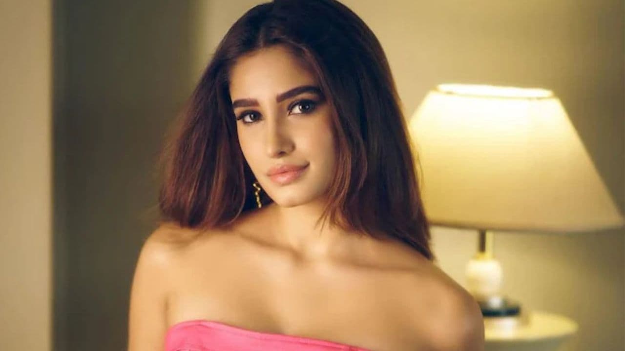  राशा थडानी