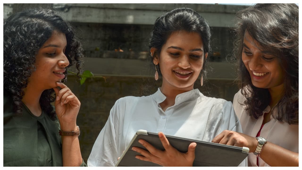 సెంట్రల్ గవర్నమెంట్ జాబ్స్ 