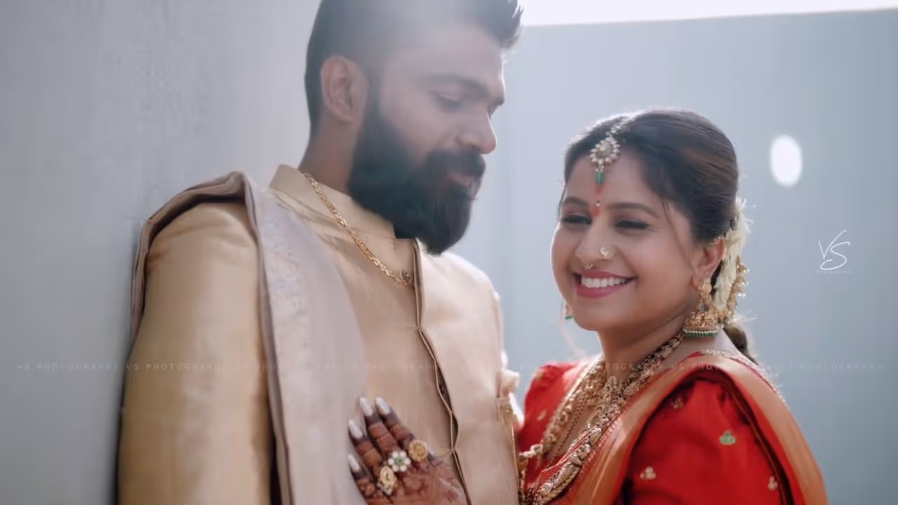 ಕನ್ನಡ ಕಿರುತೆರೆಯ ಜನಪ್ರಿಯ ನಿರೂಪಕಿ ಅನುಶ್ರೀ ಕನ್ನಡ ಕಿರುತೆರೆಯ ಜನಪ್ರಿಯ ನಿರೂಪಕಿ ಅನುಶ್ರೀ