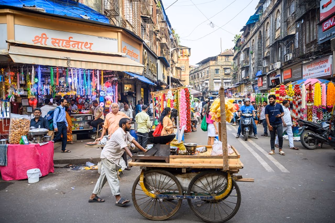 BMC's Rs 100 Crore Footpath Revamp BMC's Rs 100 Crore Footpath Revamp