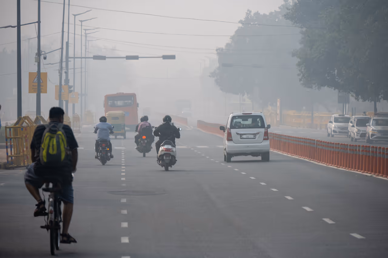 Severe Cold Begins in Delhi NCR Severe Cold Begins in Delhi NCR