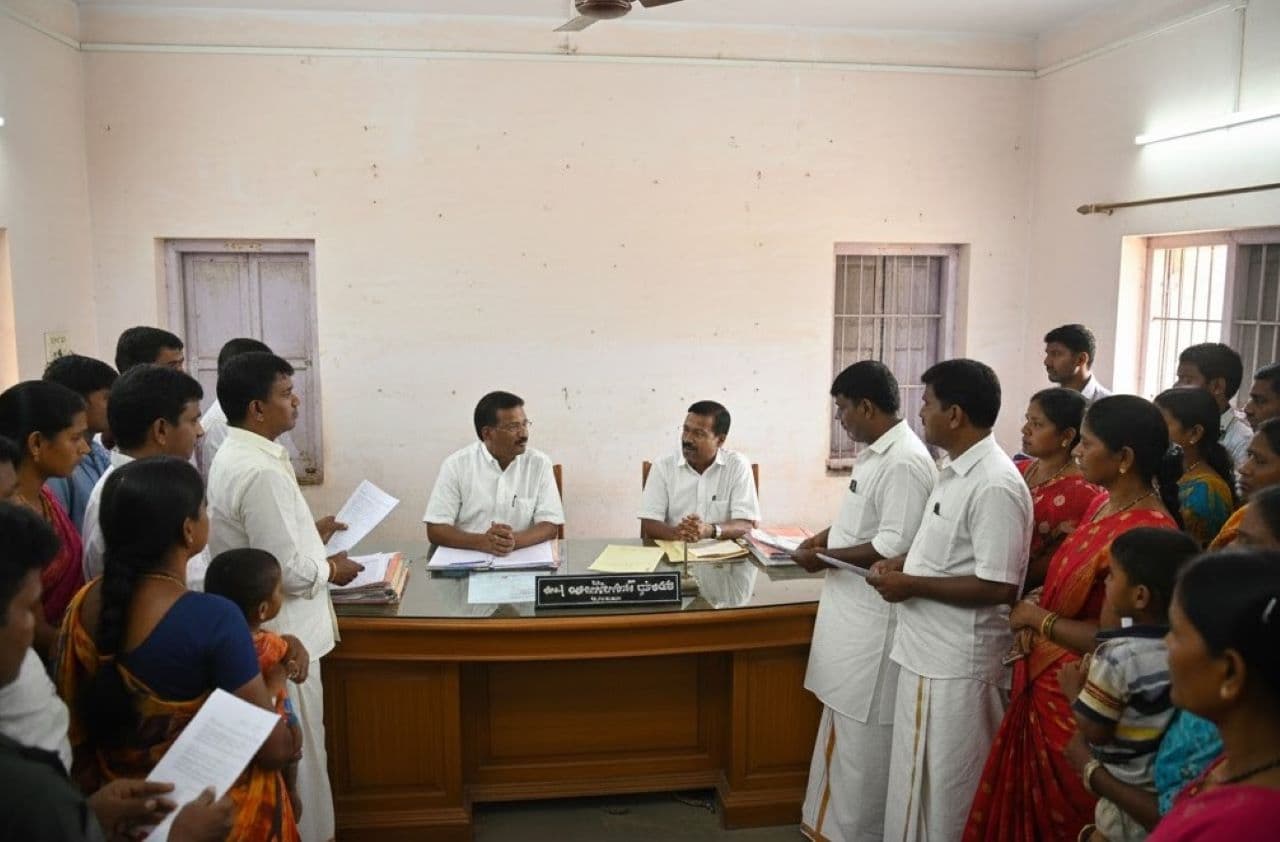 తెలంగాణలో వింత గ్రామ పంచాయతీలు..