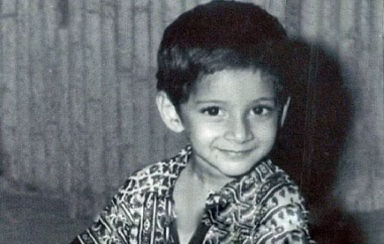 ఈ ఫోటోలో ఉన్న చిన్నారి ఎవరో తెలుసా?