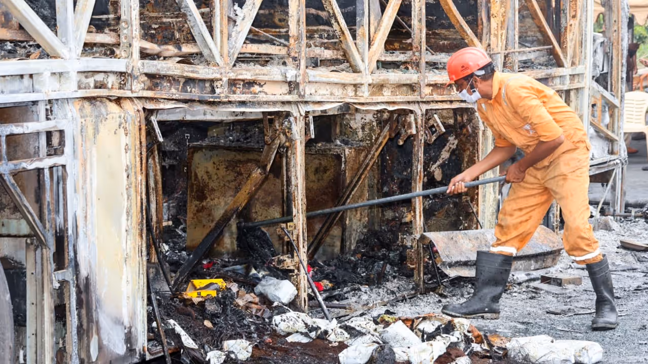 ప్రమాదంతో వెలుగులోకి లోపాలు ప్రమాదంతో వెలుగులోకి లోపాలు