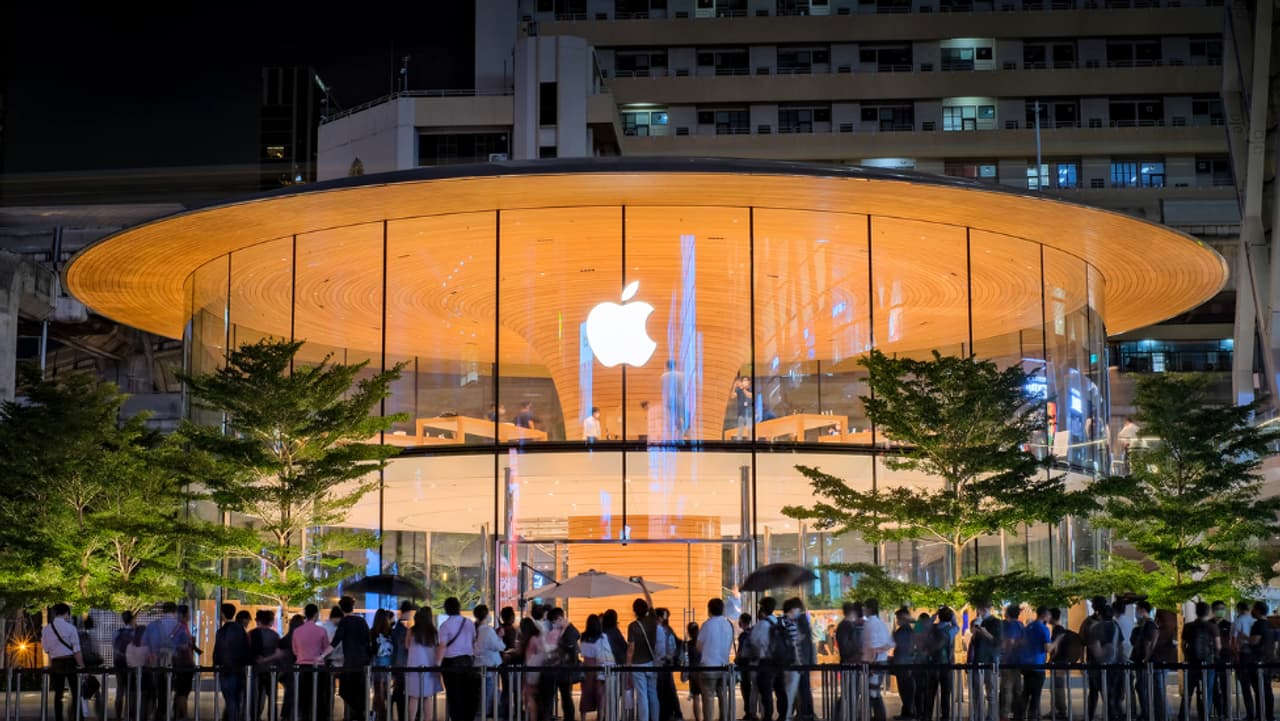 ஆப்பிள் புதிய ஸ்டோர்