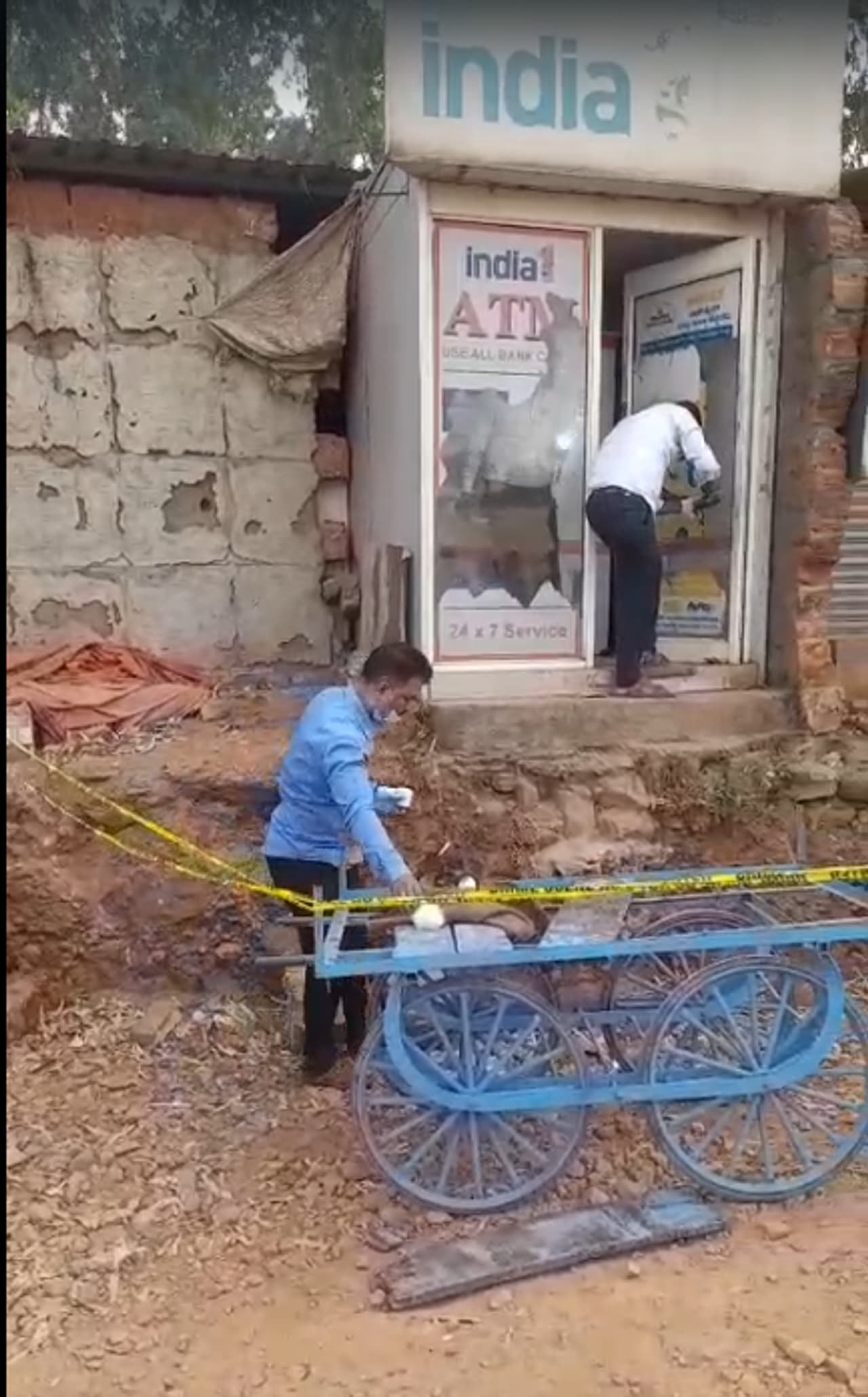 ಕಳ್ಳರ ರಾಬರಿ ಐಡಿಯಾ ನೋಡಿ ಪೊಲೀಸರೇ ಗಾಬರಿ