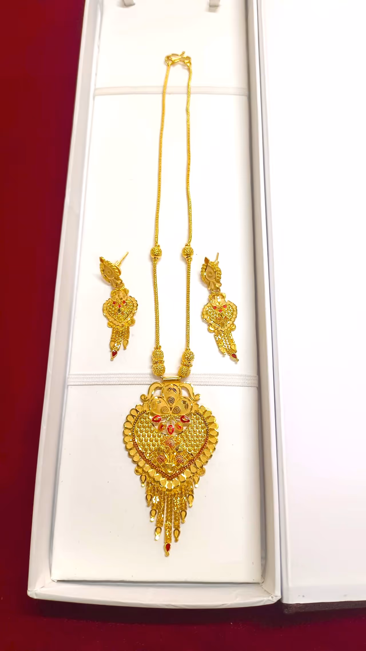 सावधान, लग्नात दागिने खरेदी करताना होईल फसवणूक; घ्या हि काळजी अन्यथा 