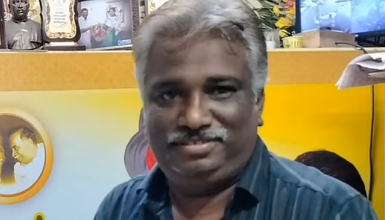 திமுக வழக்கறிஞர் அணி துணை அமைப்பாளர்