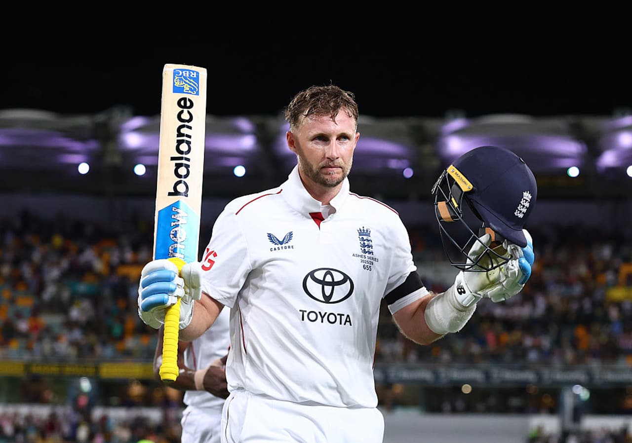 యాషెస్‌ సిరీస్‌: సెంచరీతో కంగారెత్తించిన జో రూట్