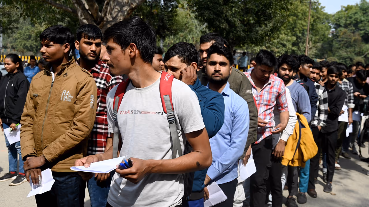 নতুন নিয়োগে সময়সীমা বৃদ্ধির আবেদন নতুন নিয়োগে সময়সীমা বৃদ্ধির আবেদন