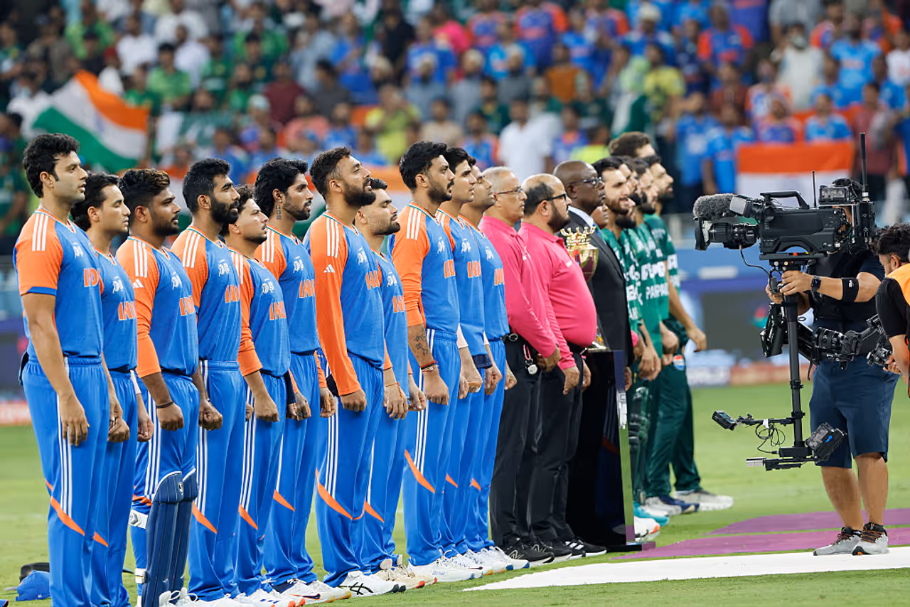 ತಾರಕಕ್ಕೇರಿದ ಭಾರತ ಪಾಕಿಸ್ತಾನ ಕಿತ್ತಾಟ ತಾರಕಕ್ಕೇರಿದ ಭಾರತ ಪಾಕಿಸ್ತಾನ ಕಿತ್ತಾಟ