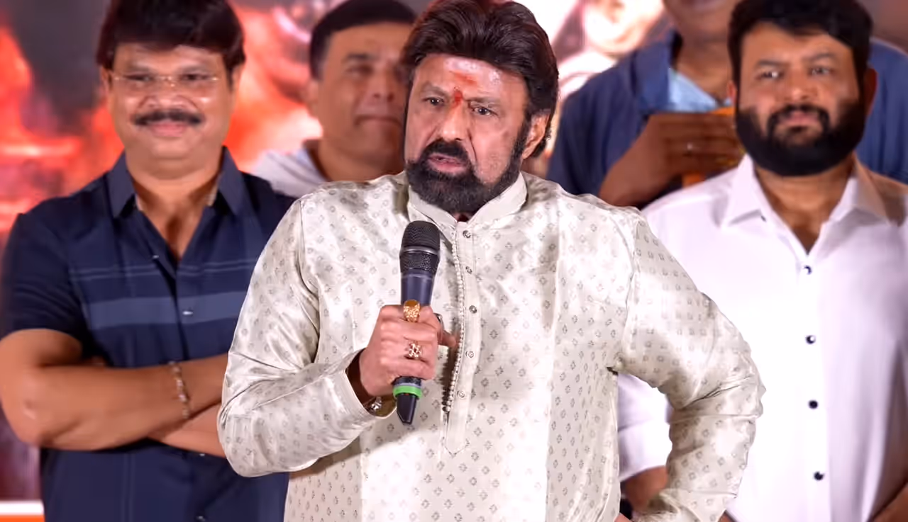 అఖండ 2 బ్లాక్ బస్టర్ సెలబ్రేషన్స్ అఖండ 2 బ్లాక్ బస్టర్ సెలబ్రేషన్స్