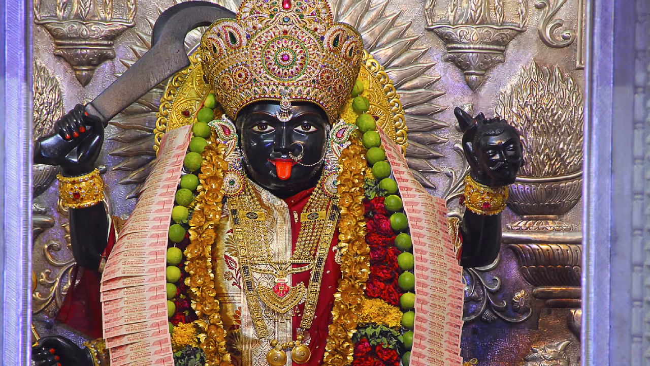 కాళీదేవి మాయమయ్యే ఆలయం