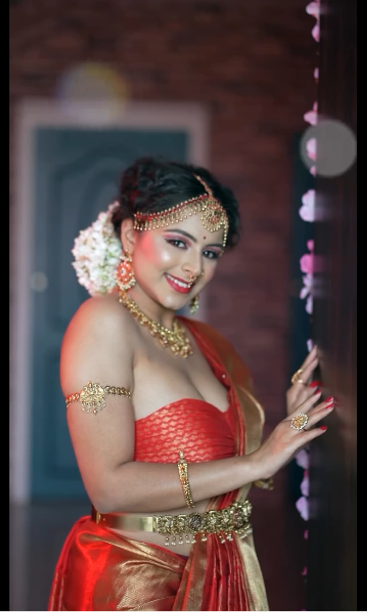 ‘ಕನಕವತಿ’ಯ ಲುಕ್ ಎಲ್ಲೆಡೆ ಟ್ರೆಂಡ್ ‘ಕನಕವತಿ’ಯ ಲುಕ್ ಎಲ್ಲೆಡೆ ಟ್ರೆಂಡ್