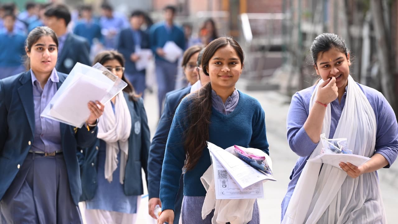 साल 2025 में CBSE ने किए बड़े और ऐतिहासिक बदलाव साल 2025 में CBSE ने किए बड़े और ऐतिहासिक बदलाव