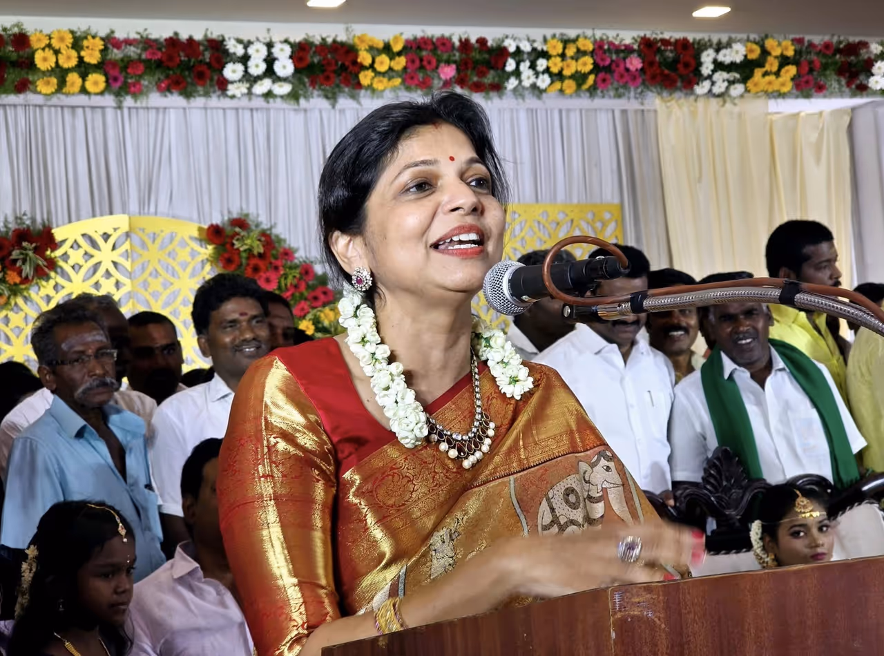 சட்டப்பேரவையில் கொந்தளித்த சௌமியா அன்புமணி சட்டப்பேரவையில் கொந்தளித்த சௌமியா அன்புமணி