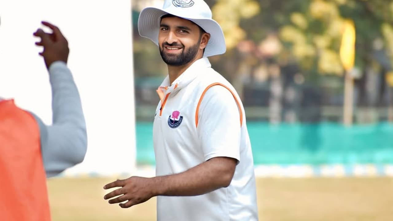 వేలంలో భారీ ధర.. వేలంలో భారీ ధర..