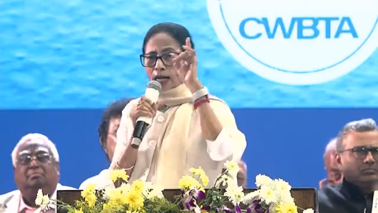 কেন্দ্রকে পাল্টা জবাব কেন্দ্রকে পাল্টা জবাব