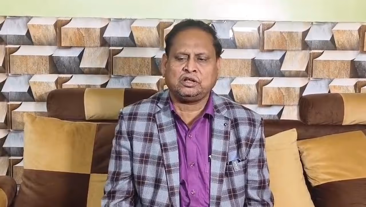 আত্মবিশ্বাসী হুমায়ুন কবীর আত্মবিশ্বাসী হুমায়ুন কবীর