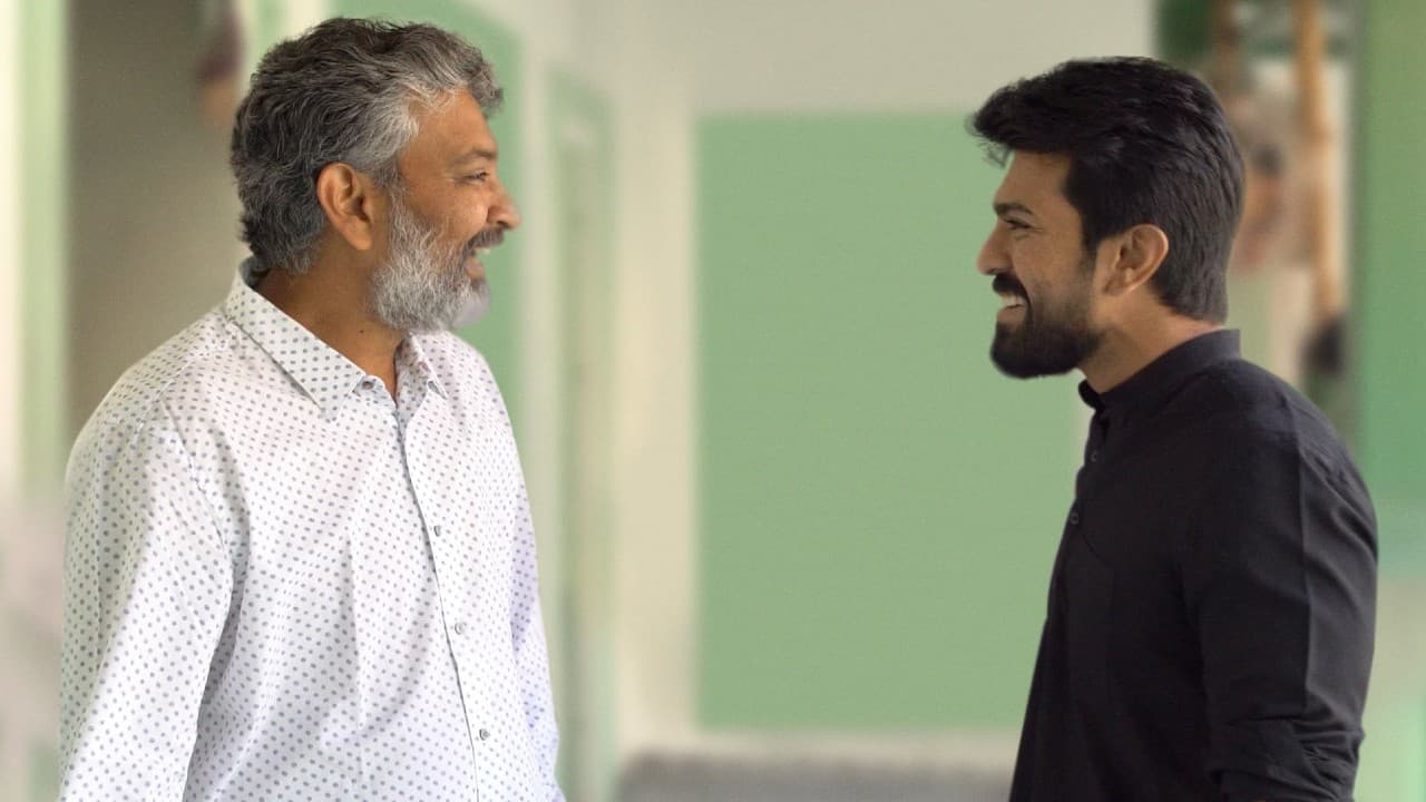 రాజమౌళి రామ్ చరణ్ కాంబినేషన్.. రాజమౌళి రామ్ చరణ్ కాంబినేషన్..