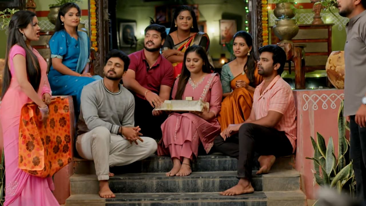 అమూల్యకు అన్నయ్య గిఫ్టులు అమూల్యకు అన్నయ్య గిఫ్టులు