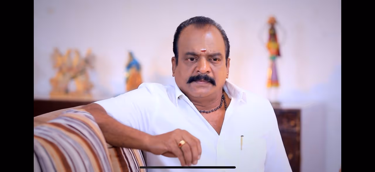 சூழ்ச்சியால் கலங்கிப்போன கோமதி! சூழ்ச்சியால் கலங்கிப்போன கோமதி!