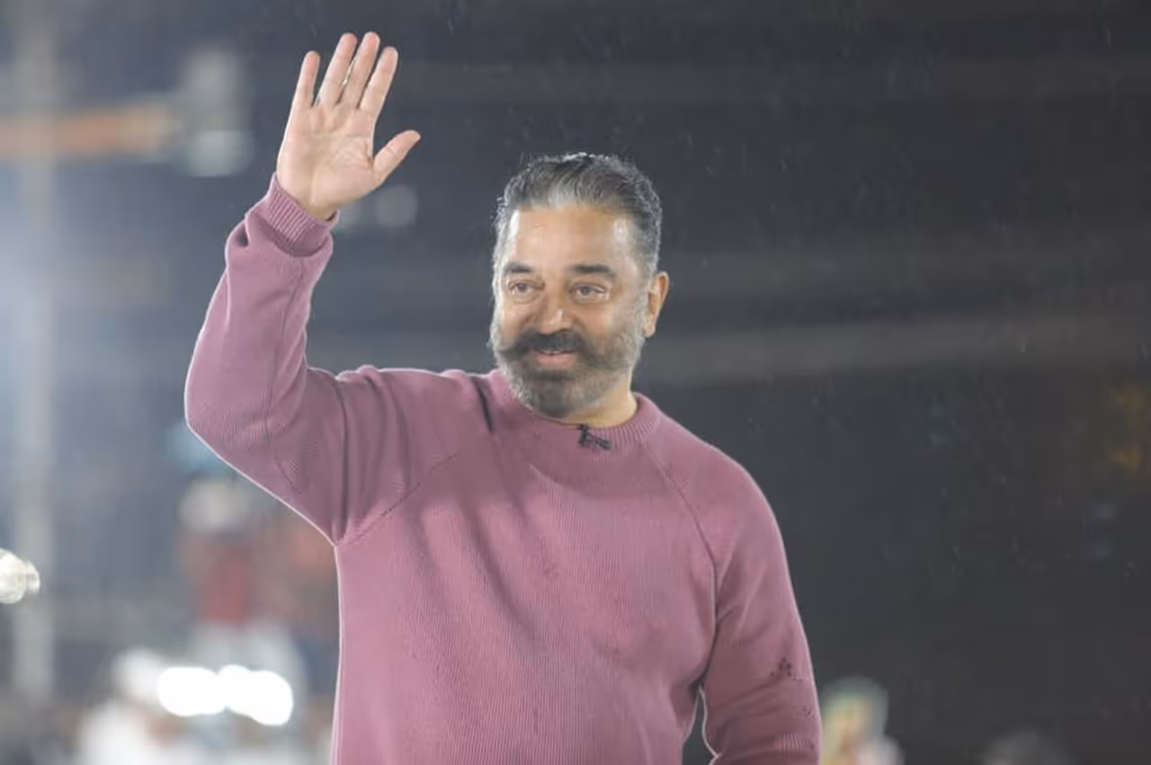 40 ఏళ్లకు పైగా రహస్య స్నేహం 40 ఏళ్లకు పైగా రహస్య స్నేహం