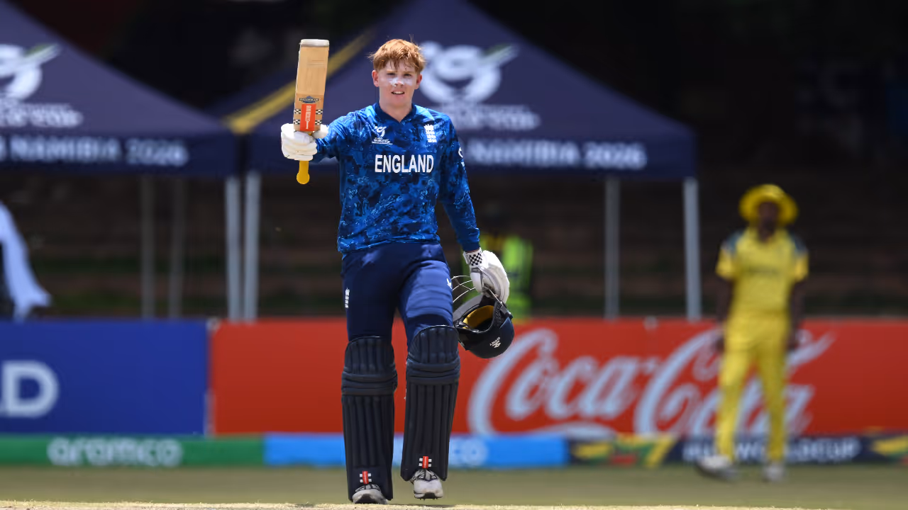 ബെന് മയേസ് (ഇംഗ്ലണ്ട്) ബെന് മയേസ് (ഇംഗ്ലണ്ട്)