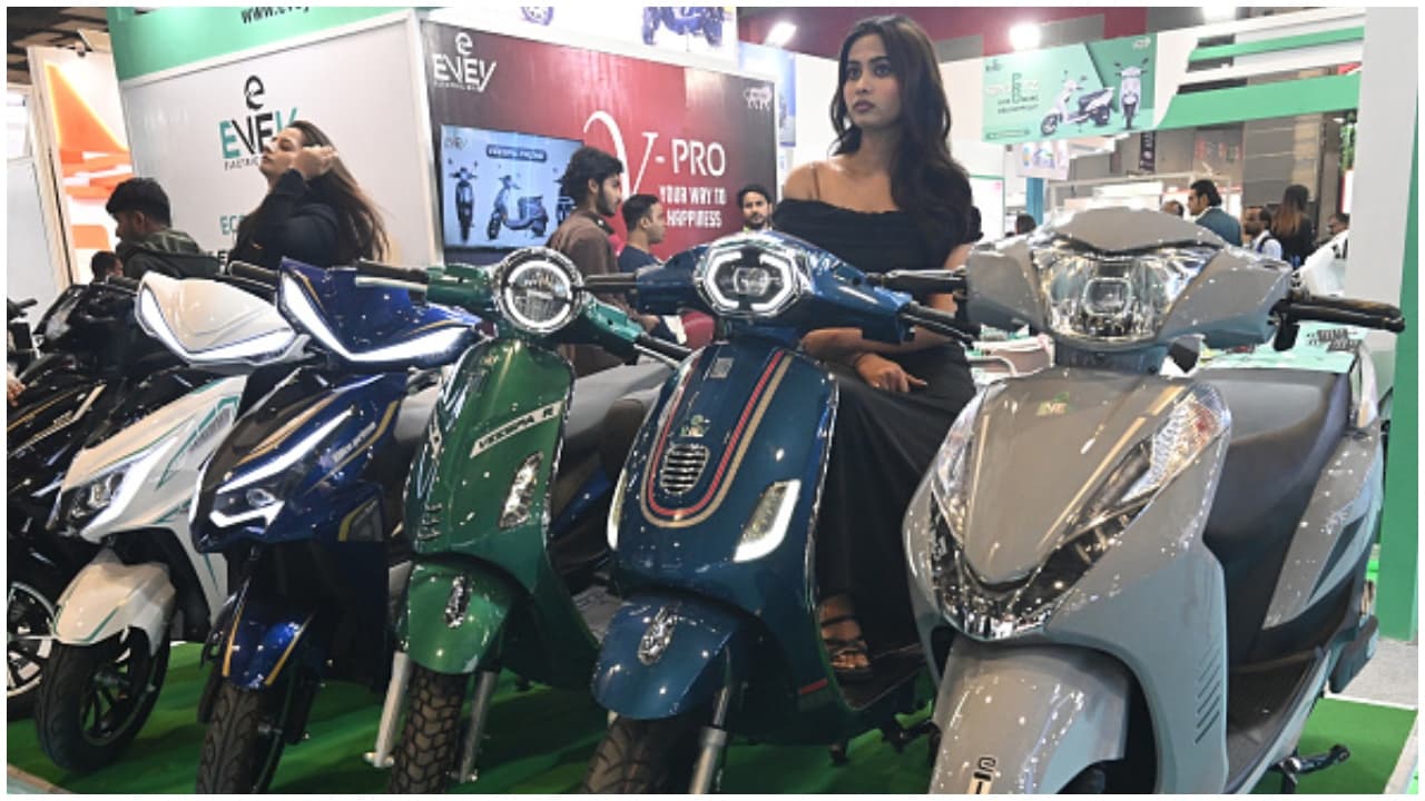 വലിയ വീലുള്ള സ്കൂട്ടർ വലിയ വീലുള്ള സ്കൂട്ടർ