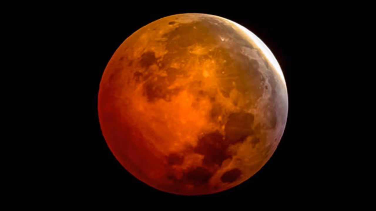 ಇಂದು ರಕ್ತ ಚಂದ್ರಗ್ರಹಣ ಇಂದು ರಕ್ತ ಚಂದ್ರಗ್ರಹಣ