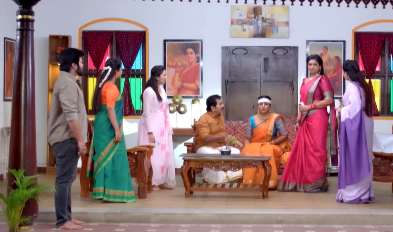 Karthigai Deepam Serial Today Episode and Highlights