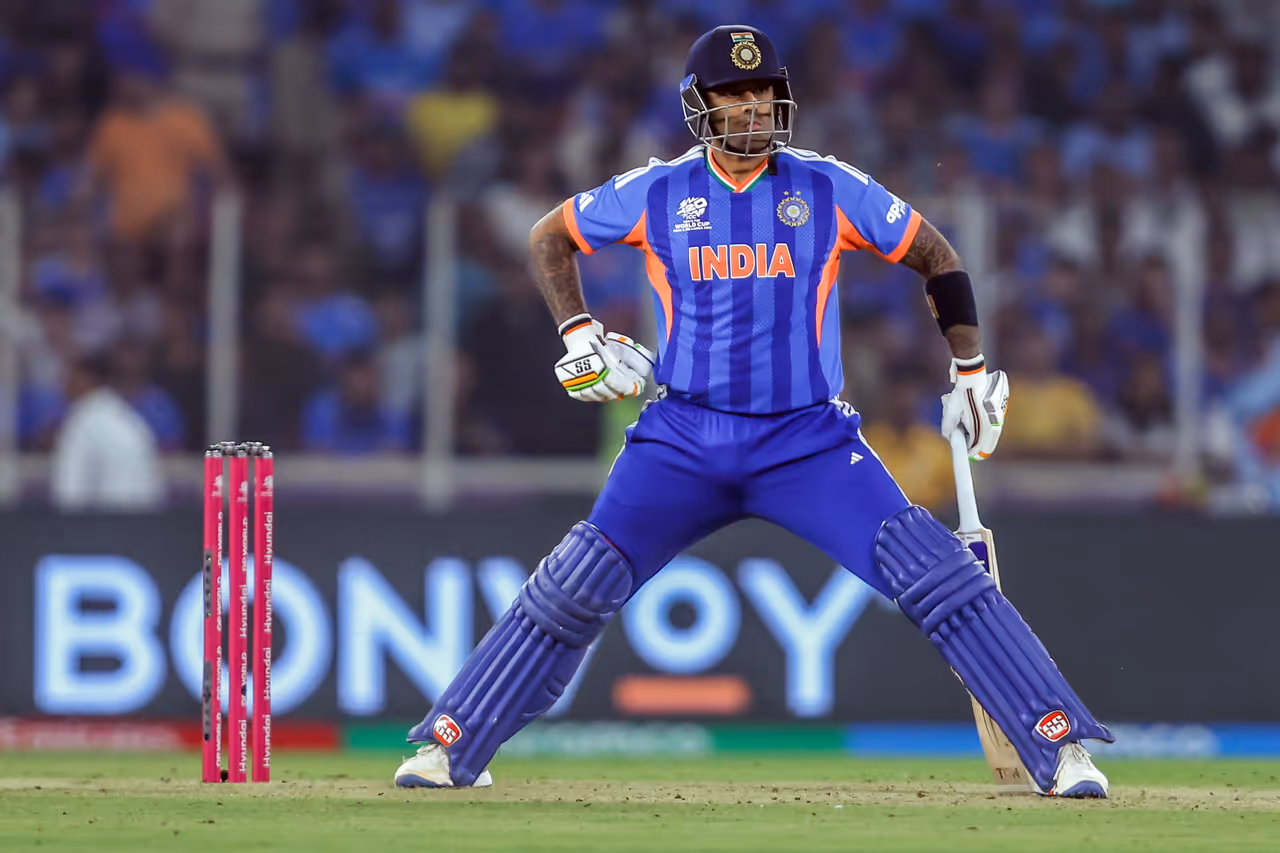 സൂര്യ മൂന്നാമനായി കളിക്കണം സൂര്യ മൂന്നാമനായി കളിക്കണം