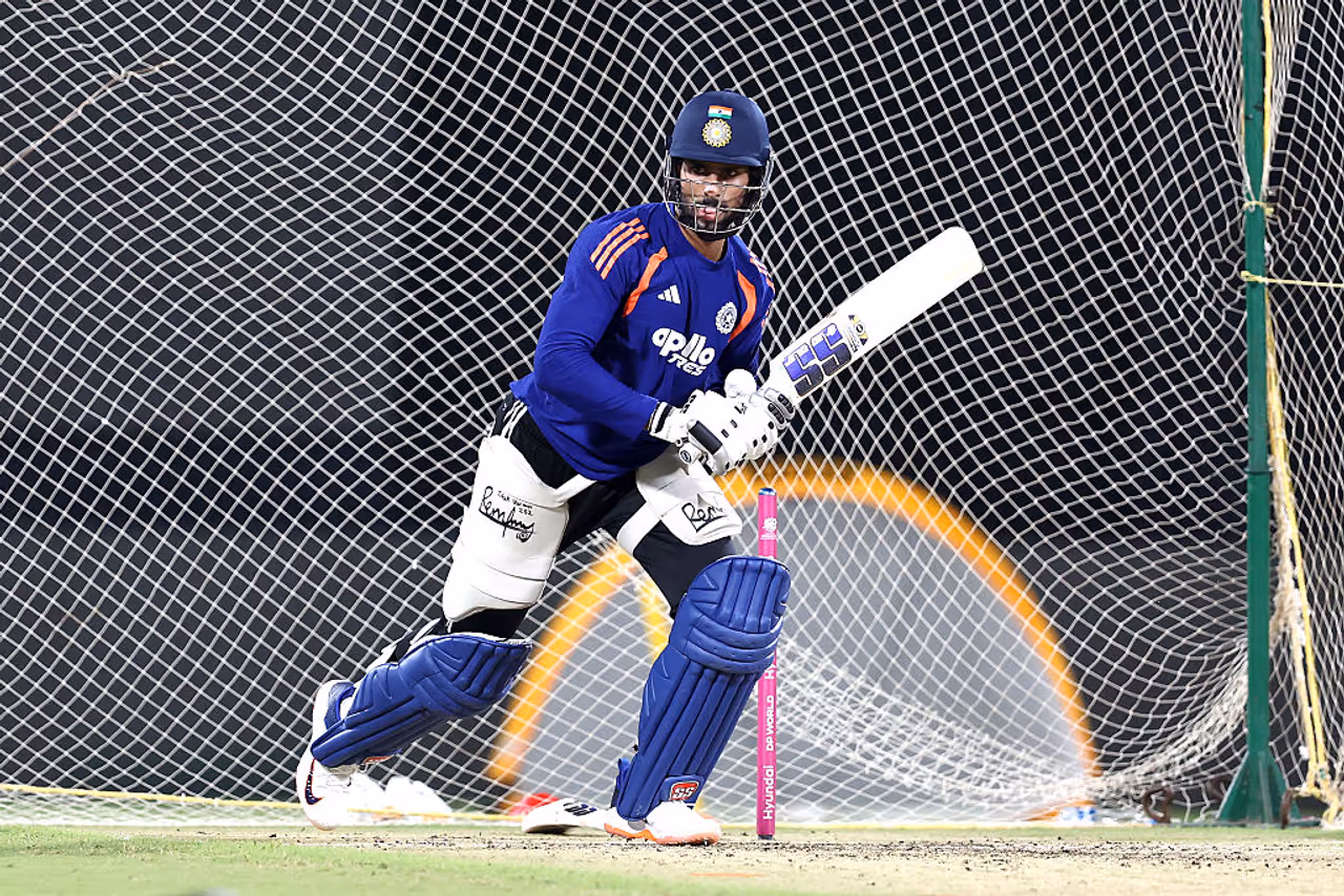 కొద్ది గంటలు ఆలస్యమైతే ప్రాణాలు పోయేవి.. ఐపీఎల్ స్టార్ తిలక్ వర్మ కన్నీటి గాథ కొద్ది గంటలు ఆలస్యమైతే ప్రాణాలు పోయేవి.. ఐపీఎల్ స్టార్ తిలక్ వర్మ కన్నీటి గాథ