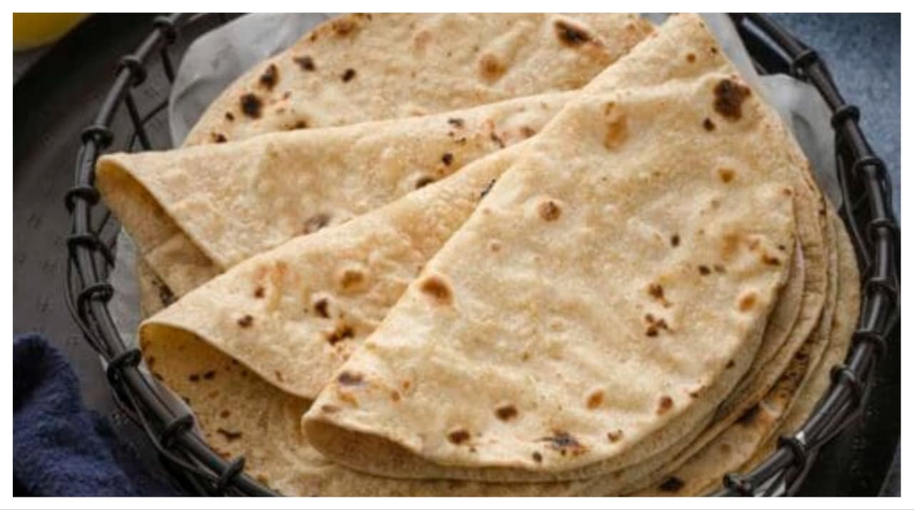 ചപ്പാത്തി സോഫ്റ്റാകാൻ ഇതാ അഞ്ച് വഴികൾ ചപ്പാത്തി സോഫ്റ്റാകാൻ ഇതാ അഞ്ച് വഴികൾ