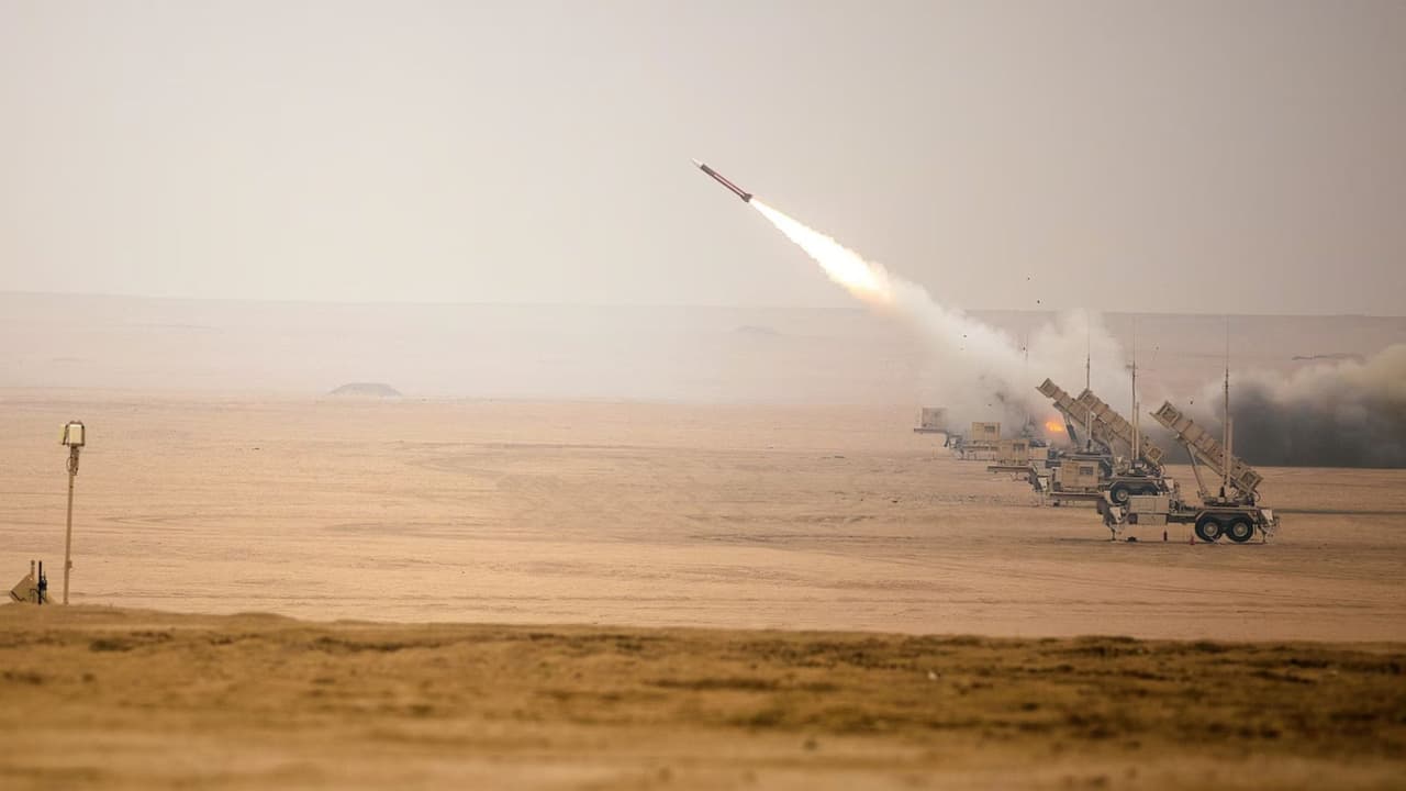 5వ రోజు కొనసాగుతోన్న యుద్ధం 5వ రోజు కొనసాగుతోన్న యుద్ధం