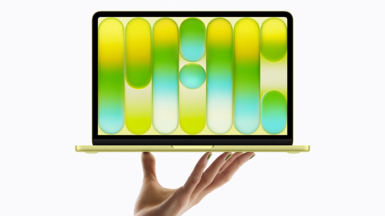 కేవలం రూ. 40 వేలకే ఆపిల్ కొత్త మ్యాక్బుక్.. విద్యార్థులకు పండగే ! కేవలం రూ. 40 వేలకే ఆపిల్ కొత్త మ్యాక్బుక్.. విద్యార్థులకు పండగే !