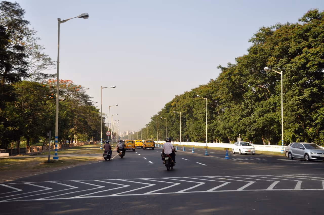 ইদ উপলক্ষে যান নিয়ন্ত্রণ ইদ উপলক্ষে যান নিয়ন্ত্রণ
