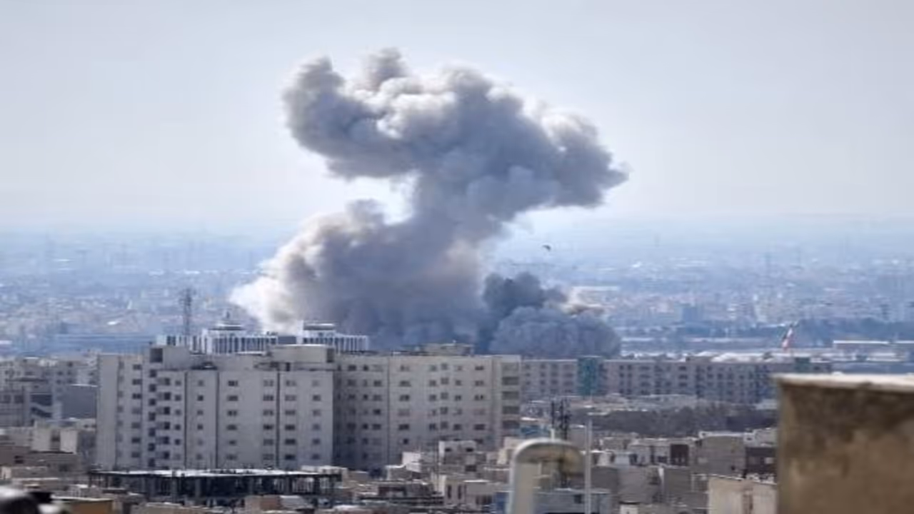 ইরানের পাল্টা হামলা ইরানের পাল্টা হামলা