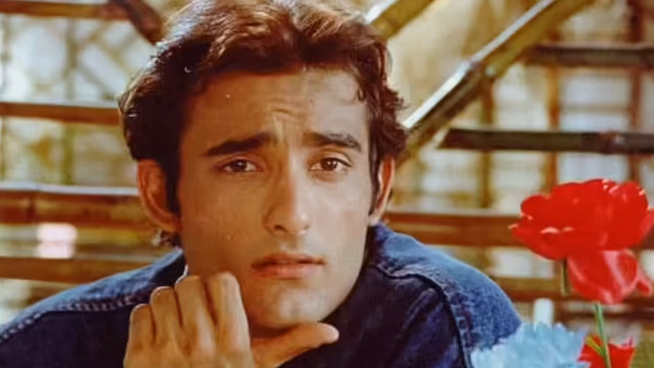 बॉलीवुड स्टार किड अक्षय खन्ना बॉलीवुड स्टार किड अक्षय खन्ना