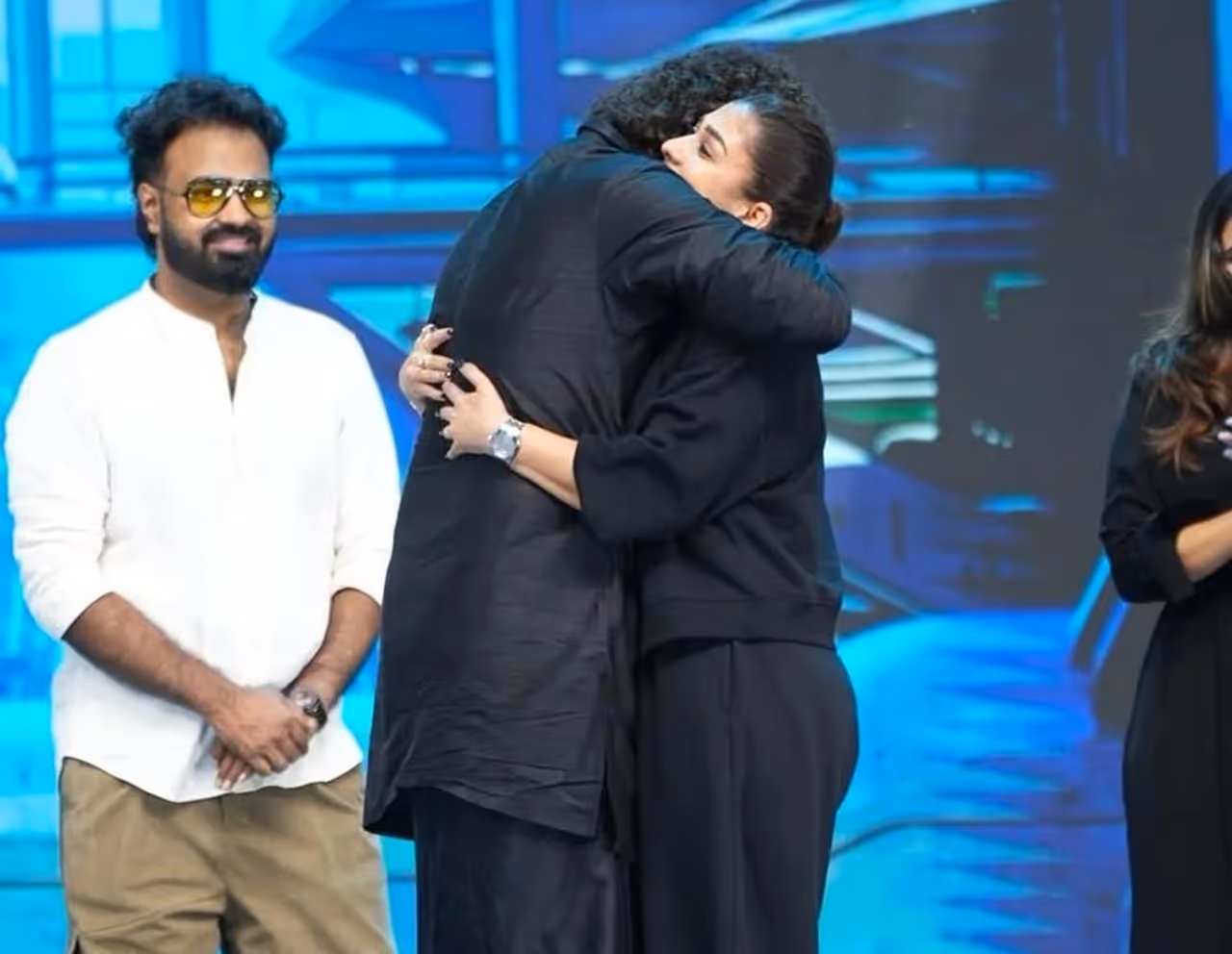 விக்னேஷ் சிவன் அனிருத் உதவி Vignesh Shivan Anirudh help விக்னேஷ் சிவன் அனிருத் உதவி Vignesh Shivan Anirudh help