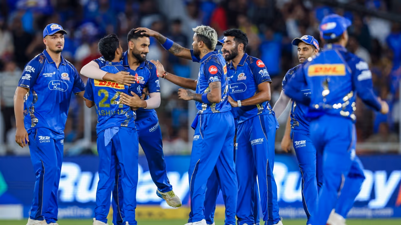 ಕೆಕೆಆರ್ ಎದುರು ಮುಂಬೈಗೆ ಹೀನಾಯ ಸೋಲು ಕೆಕೆಆರ್ ಎದುರು ಮುಂಬೈಗೆ ಹೀನಾಯ ಸೋಲು