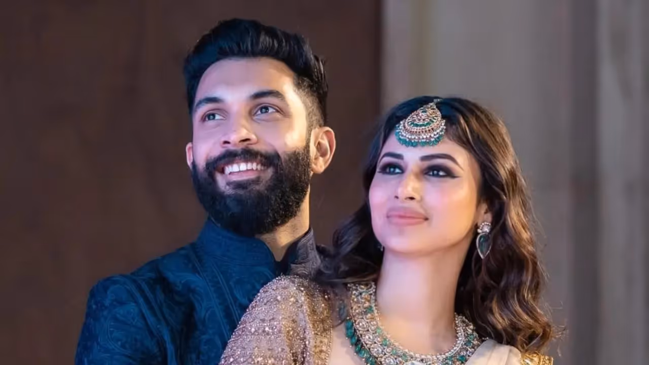 Divorce Rumours Surround Mouni Roy Divorce Rumours Surround Mouni Roy