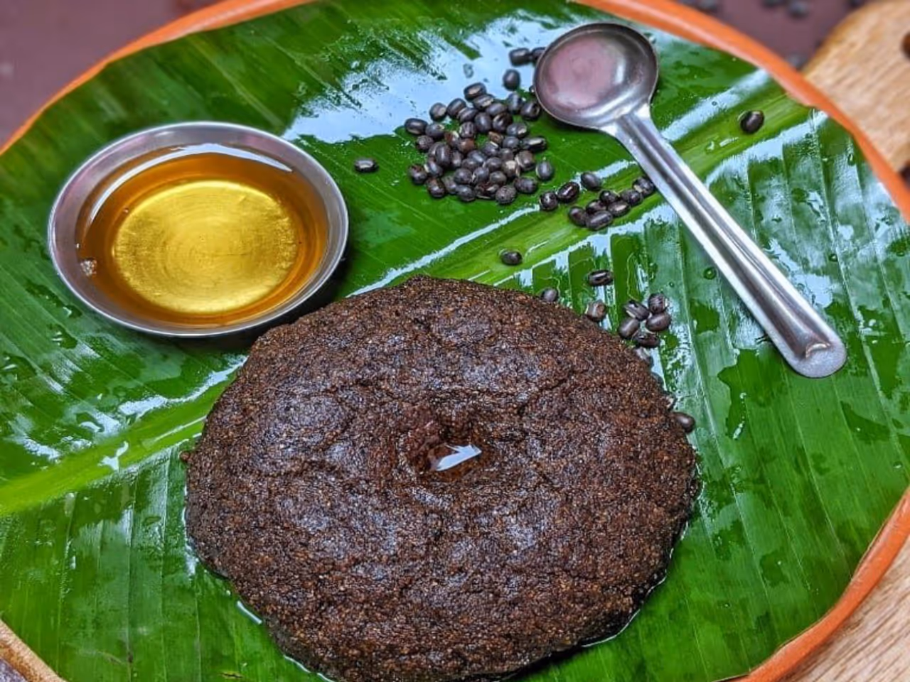 கறுப்பு உளுந்து களி