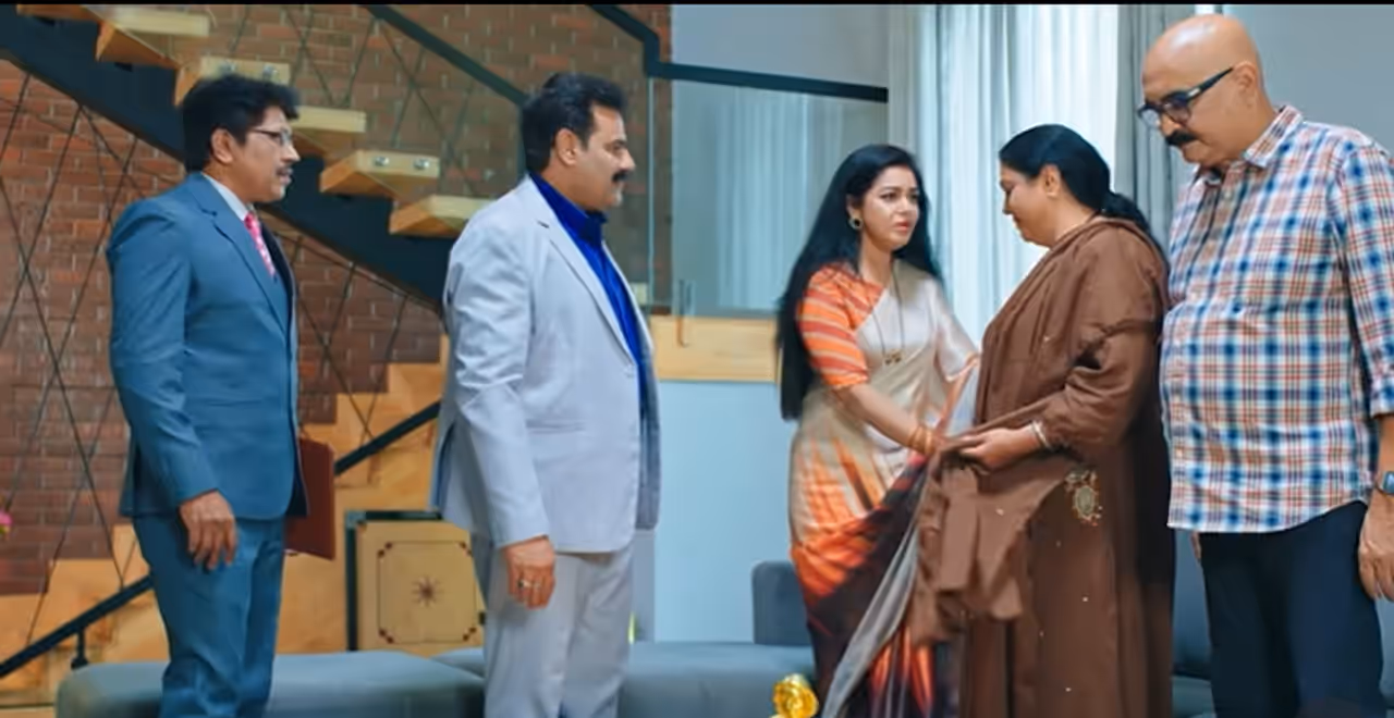 ರೋಚಕ ಹಂತದಲ್ಲಿ ಅಮೃತಧಾರೆ ರೋಚಕ ಹಂತದಲ್ಲಿ ಅಮೃತಧಾರೆ