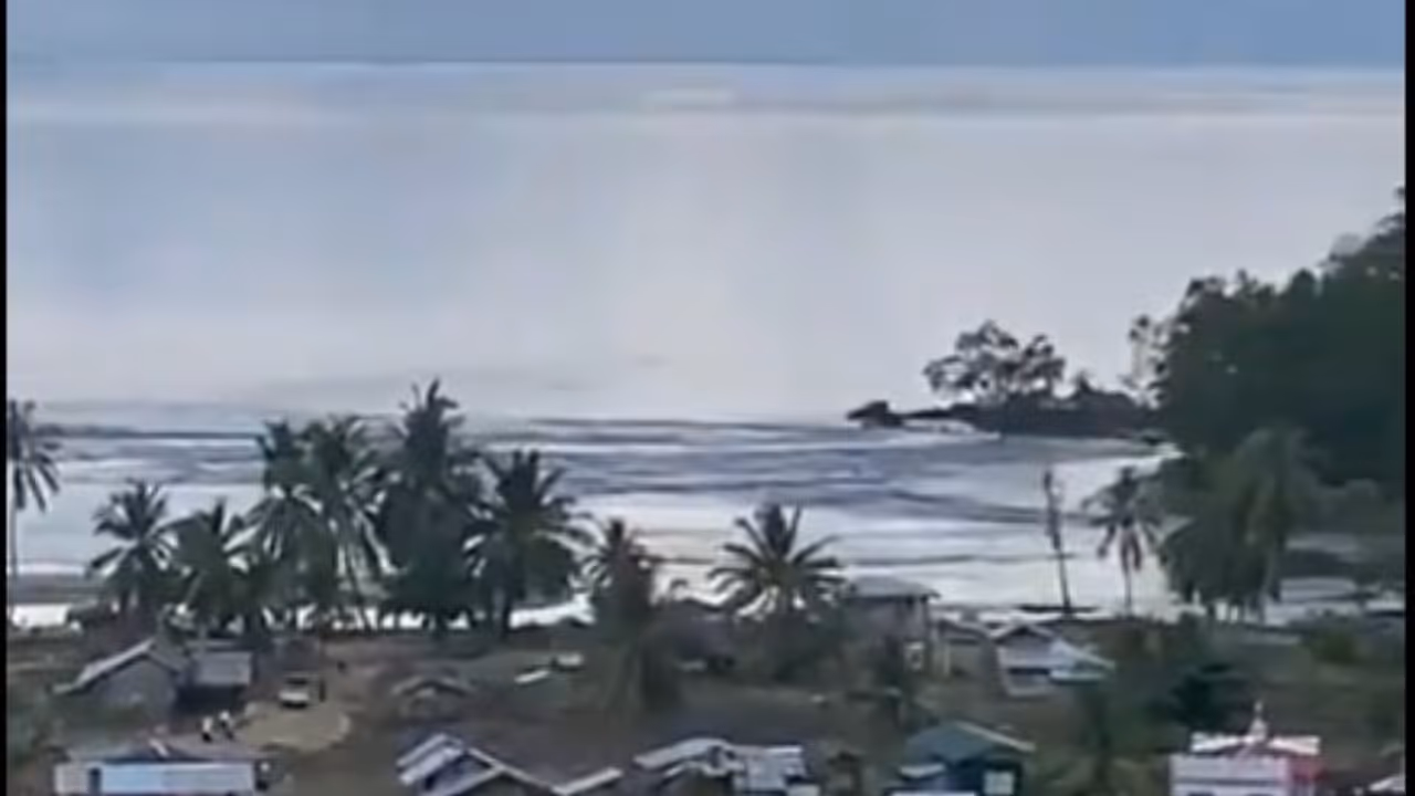 এশিয়া জুড়ে সুনামি সতর্কতা এশিয়া জুড়ে সুনামি সতর্কতা