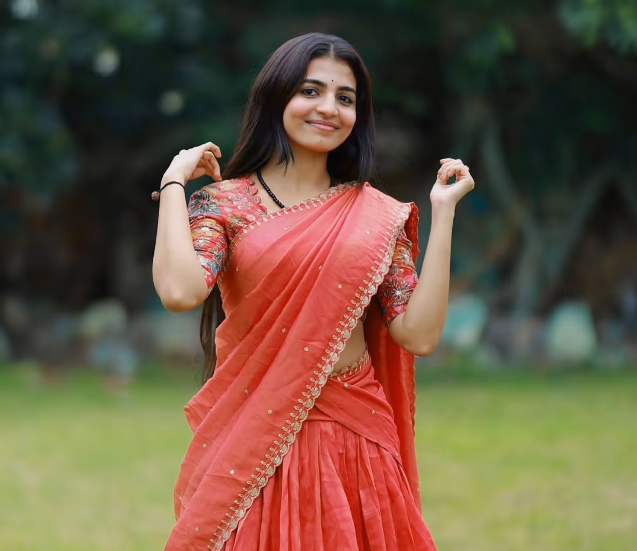 ఫోక్స్ డాన్సర్గా నాగదుర్గ పాపులర్ ఫోక్స్ డాన్సర్గా నాగదుర్గ పాపులర్
