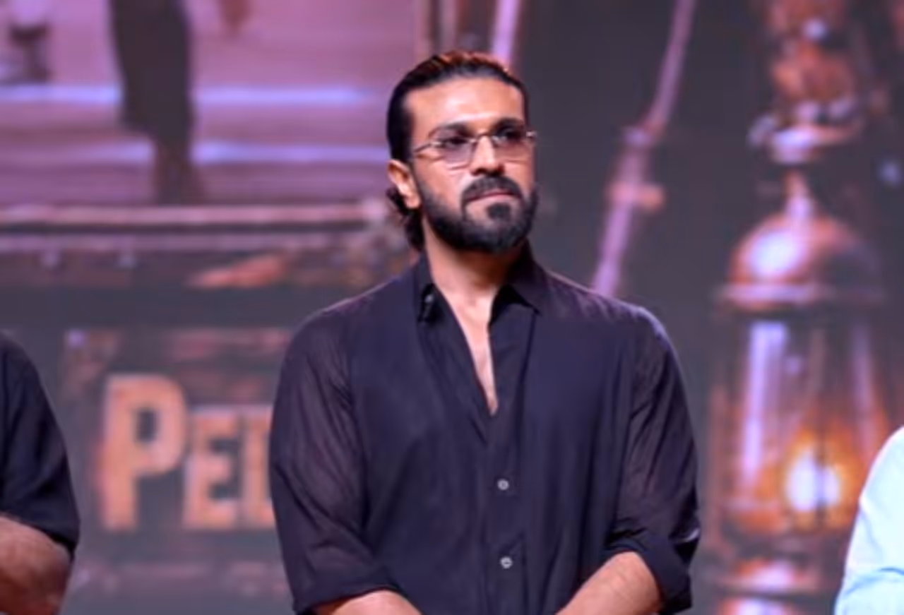 వారసత్వంగా వచ్చి.. స్వయంకృషితో ఎదిగిన హీరో.. వారసత్వంగా వచ్చి.. స్వయంకృషితో ఎదిగిన హీరో..