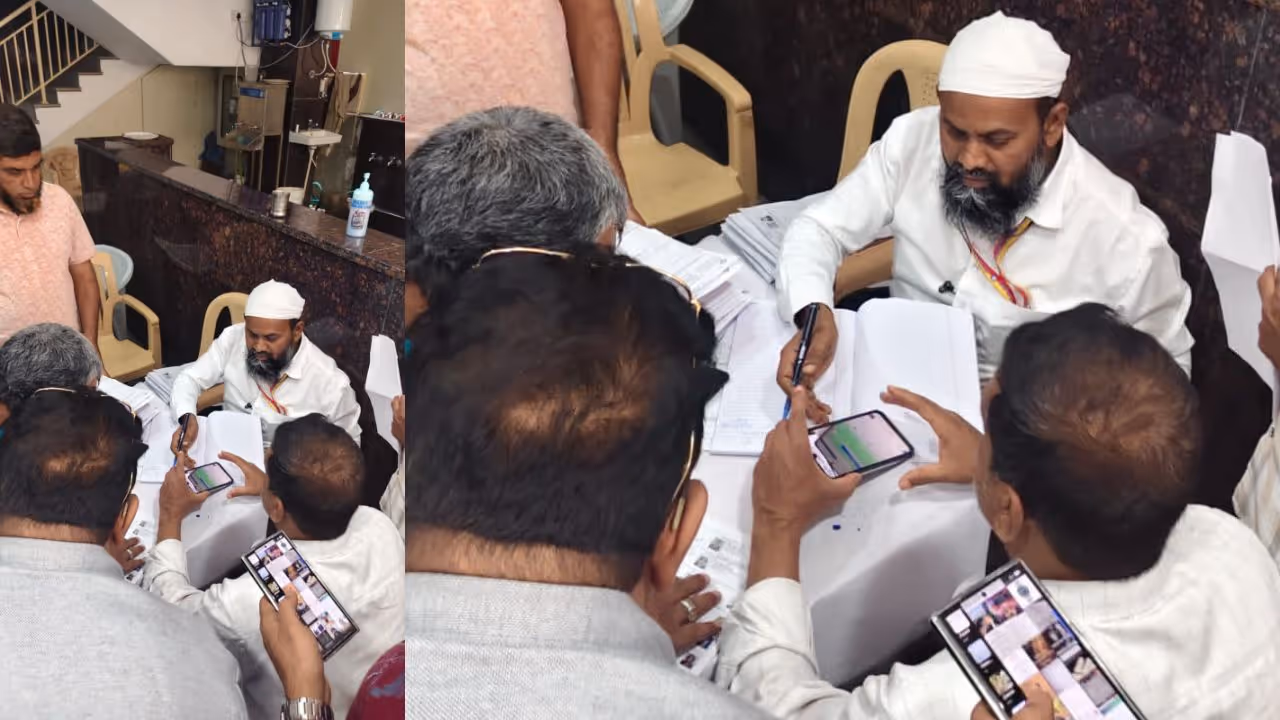 ಮಸೀದಿಯಲ್ಲೇ ಮತಪಟ್ಟಿ ಪರಿಷ್ಕರಣೆ; ಚುನಾವಣಾ ಆಯೋಗದ ನಿಯಮಗಳು ಗಾಳಿಗೆ! ಮಸೀದಿಯಲ್ಲೇ ಮತಪಟ್ಟಿ ಪರಿಷ್ಕರಣೆ; ಚುನಾವಣಾ ಆಯೋಗದ ನಿಯಮಗಳು ಗಾಳಿಗೆ!