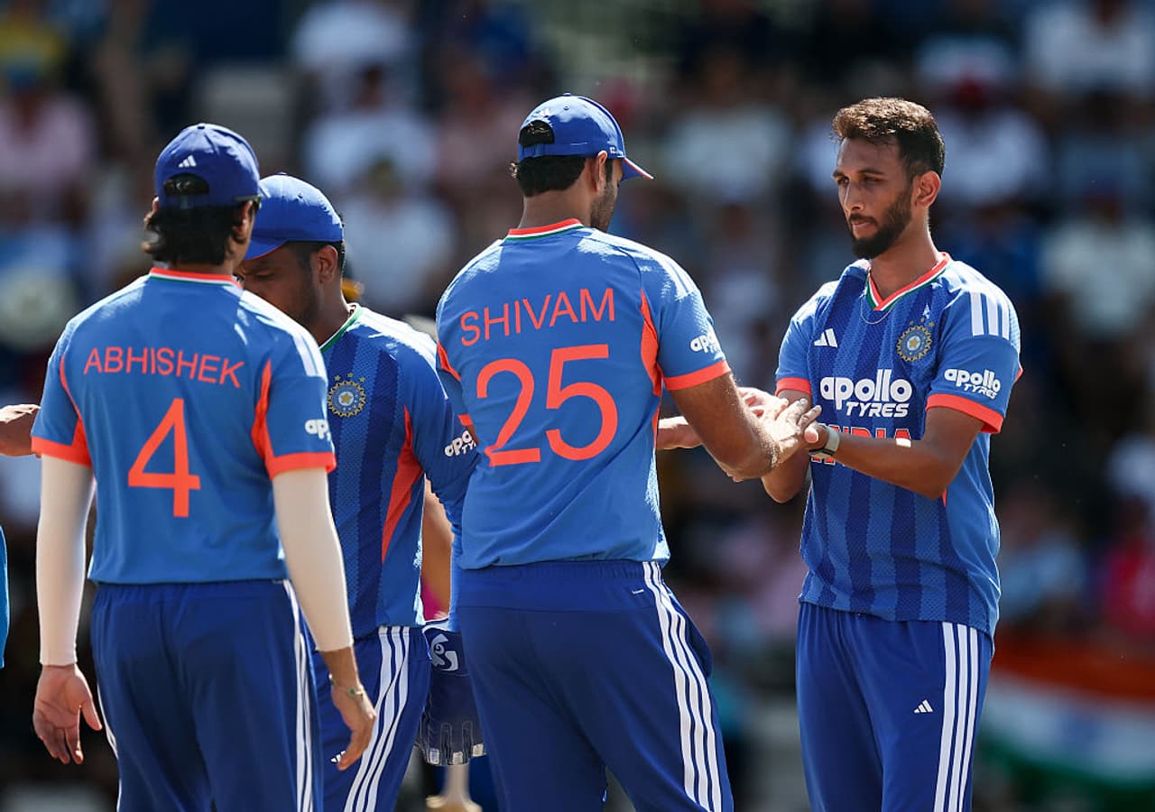 IND vs ENG 5th T20 Highlights: ಟೀಂ ಇಂಡಿಯಾ ಸೋಲಿಗೆ ಕಾರಣ ಯಾರು? IND vs ENG 5th T20 Highlights: ಟೀಂ ಇಂಡಿಯಾ ಸೋಲಿಗೆ ಕಾರಣ ಯಾರು?